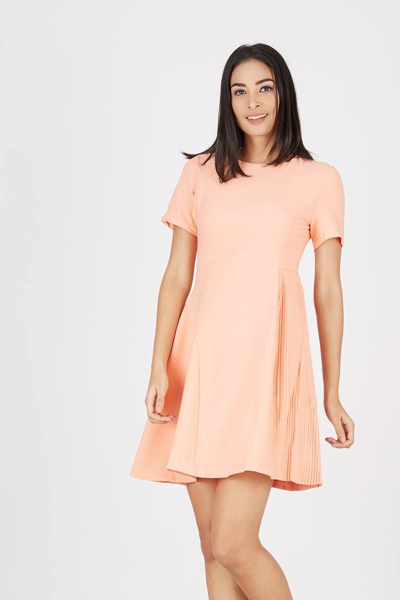 GW Genthin Dress in Peach