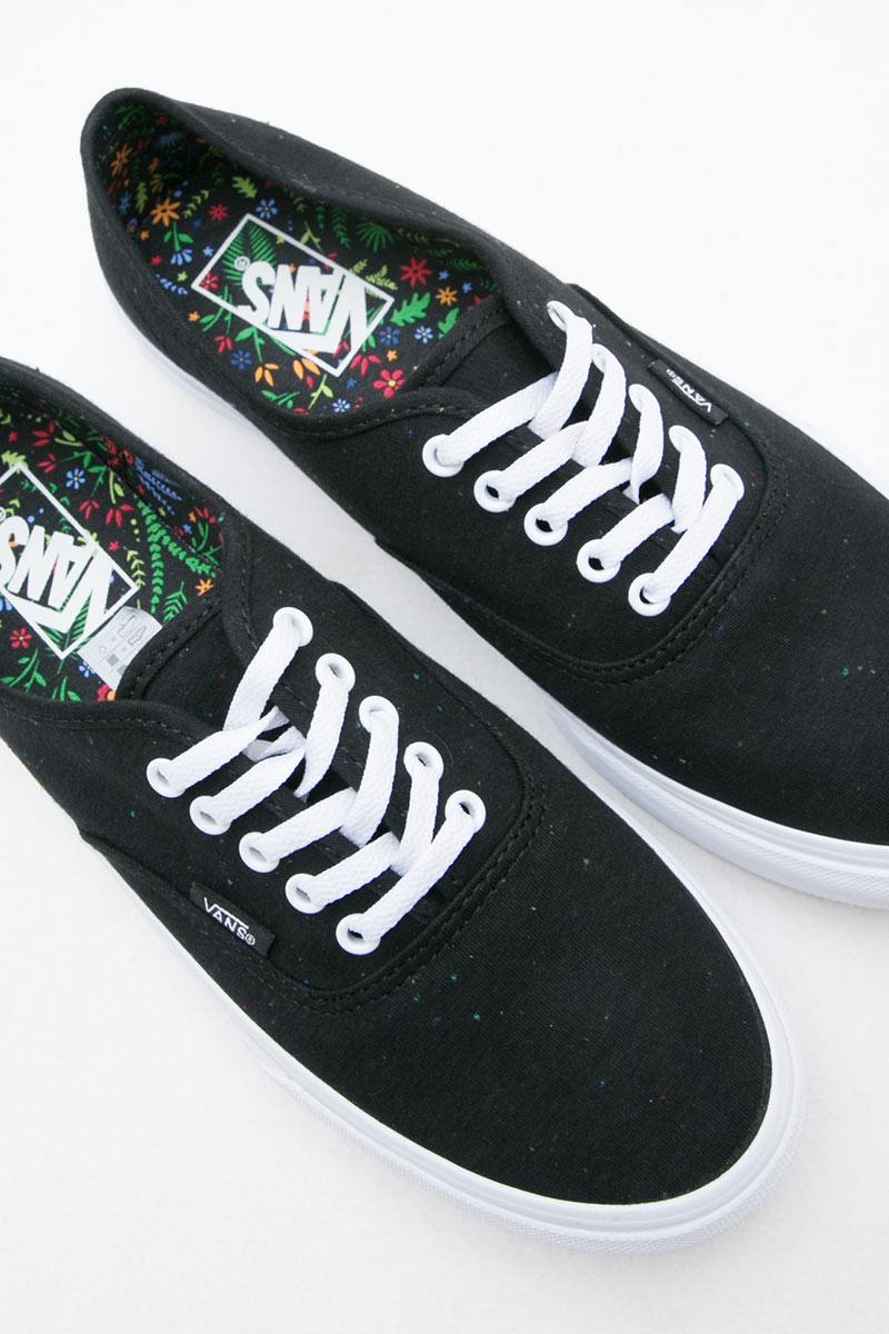 vans authentic slim black