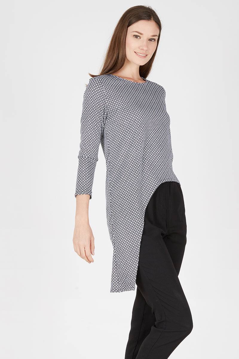TRUDY KNIT TOP IN WHITE BLACK
