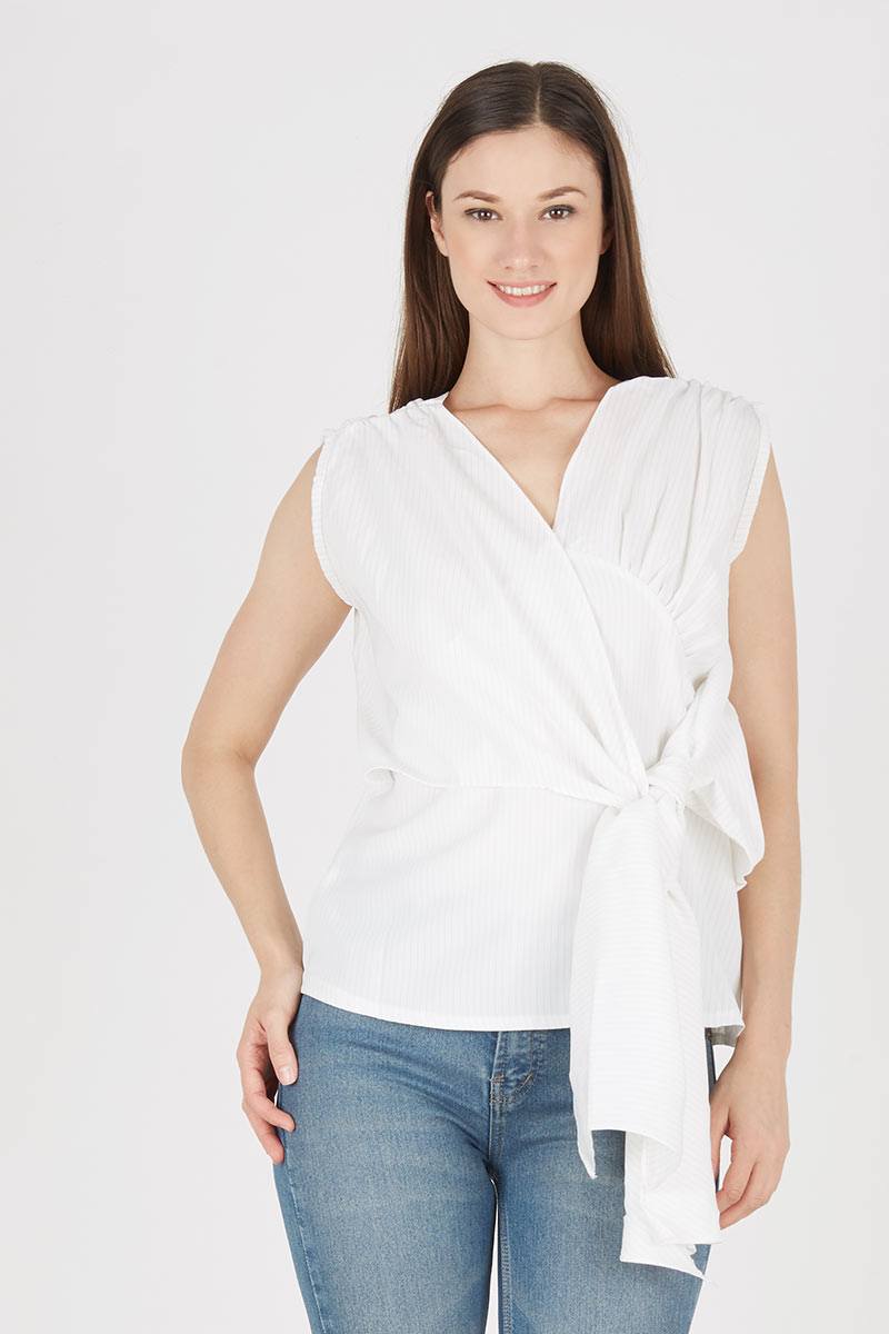 Toga Knot Top White