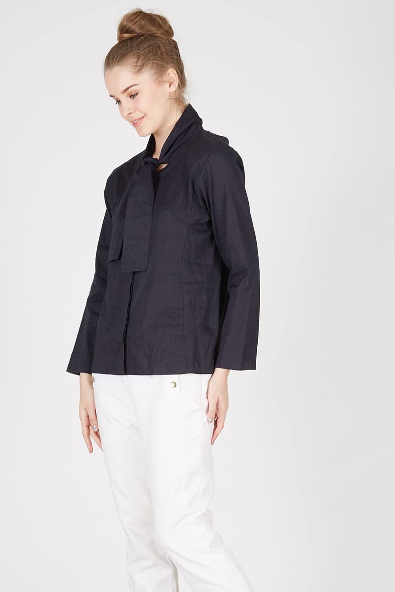 Lilly Outer Navy