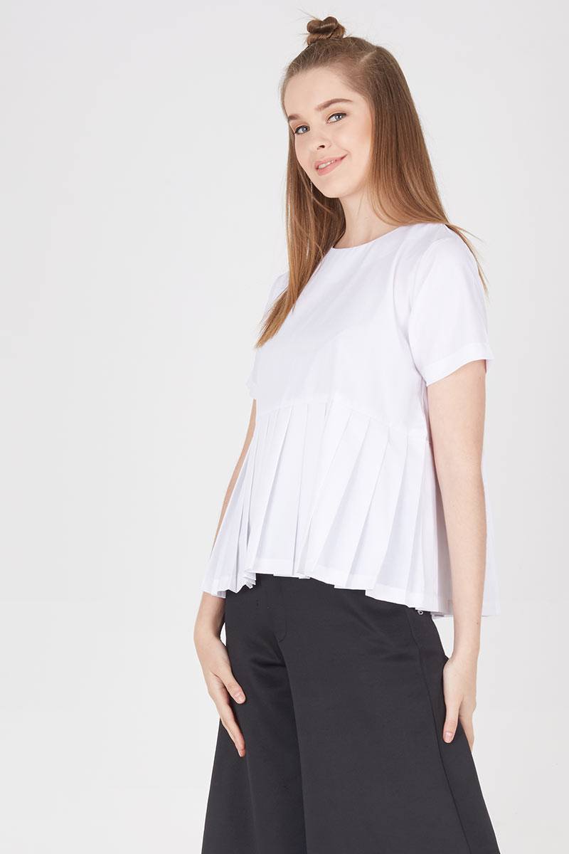 Pleated Top in White
