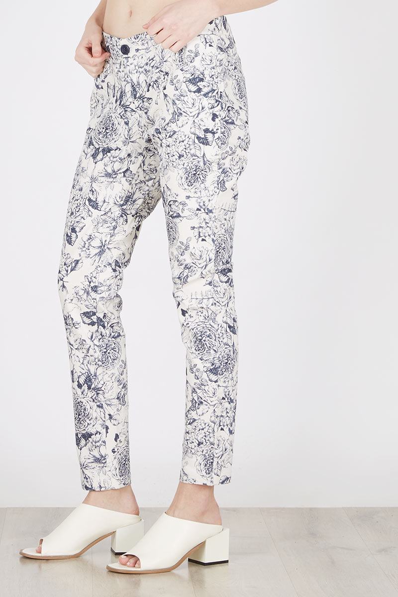 ALESSA Second Skin Skiny Pants with Floral Motif 286161 012 04