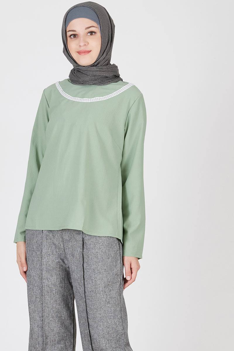 Cadey Top Dusty Green-White
