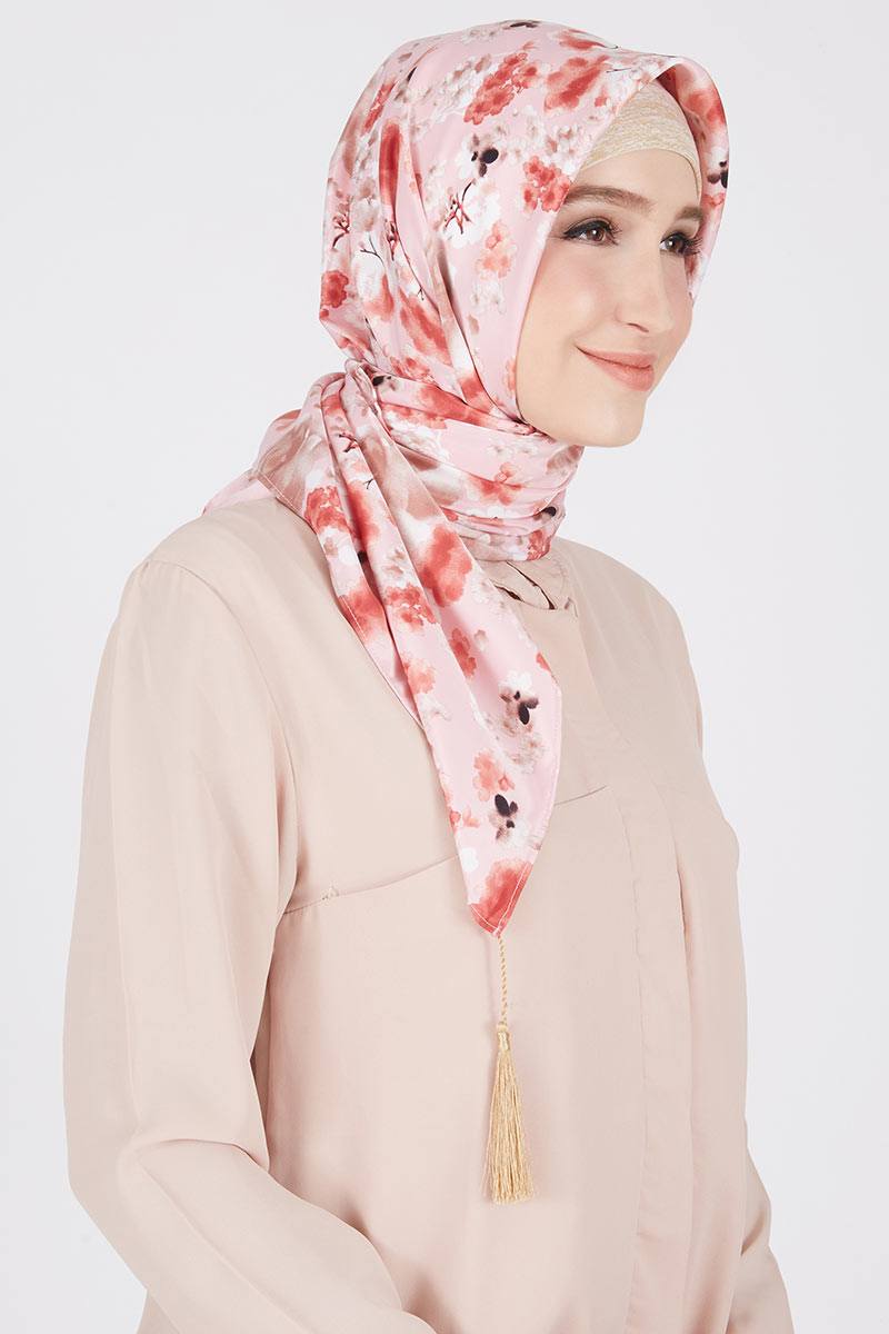 Velina Square Hijab - Pink Plaid