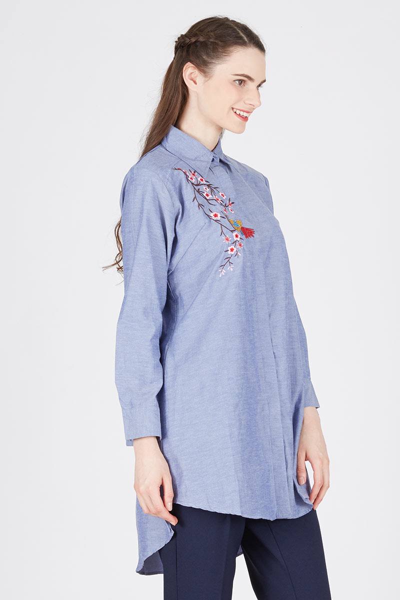 EMBROIDERY FLORAL TUNIC In Blue