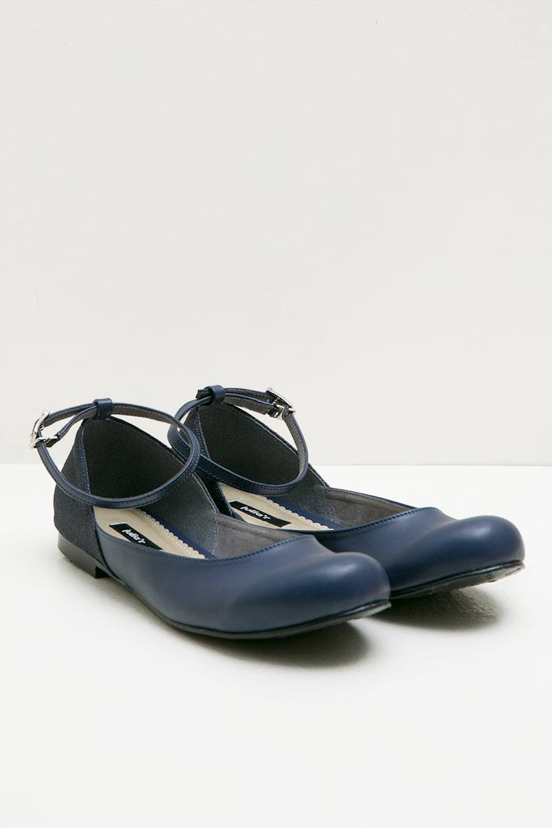 Aretha Juliar Shoes Blue