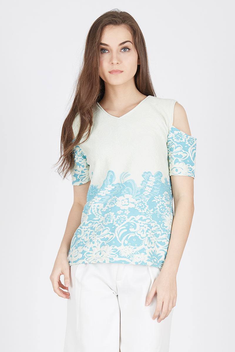 Embio Blouse in Blue