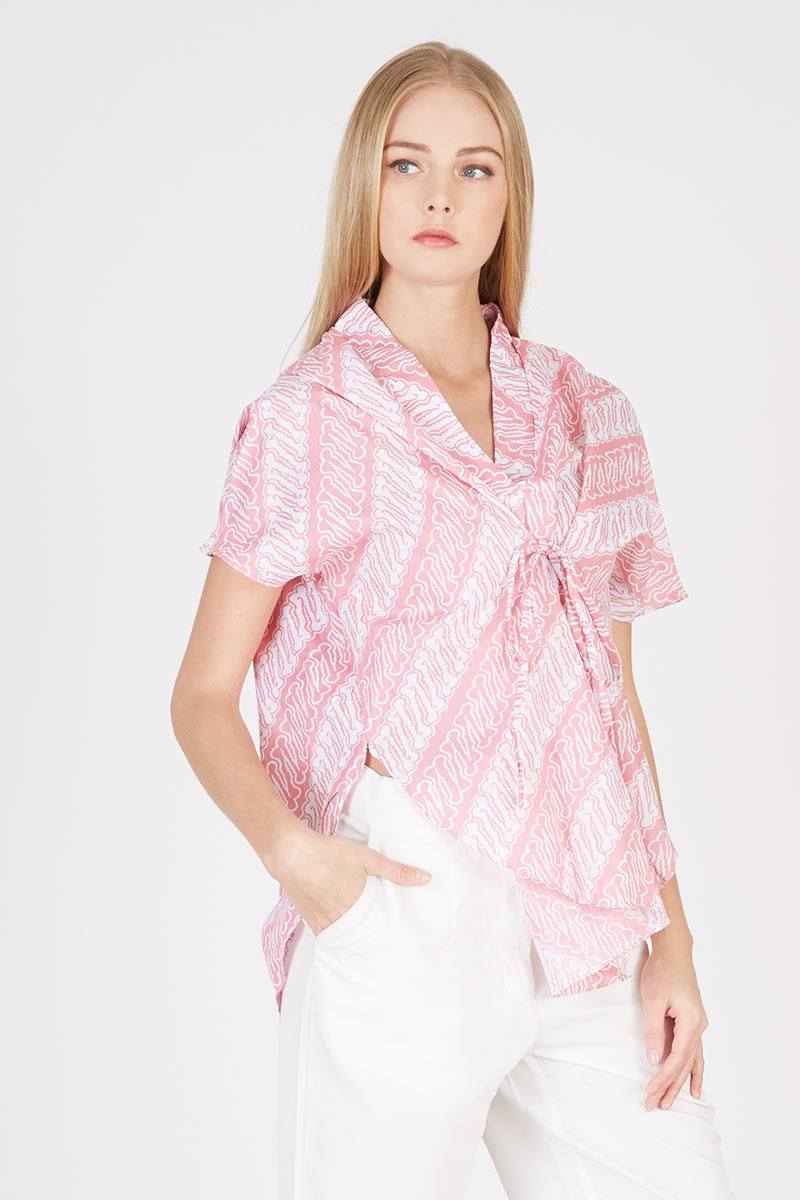 Amatoe Batik Blouse in Pink