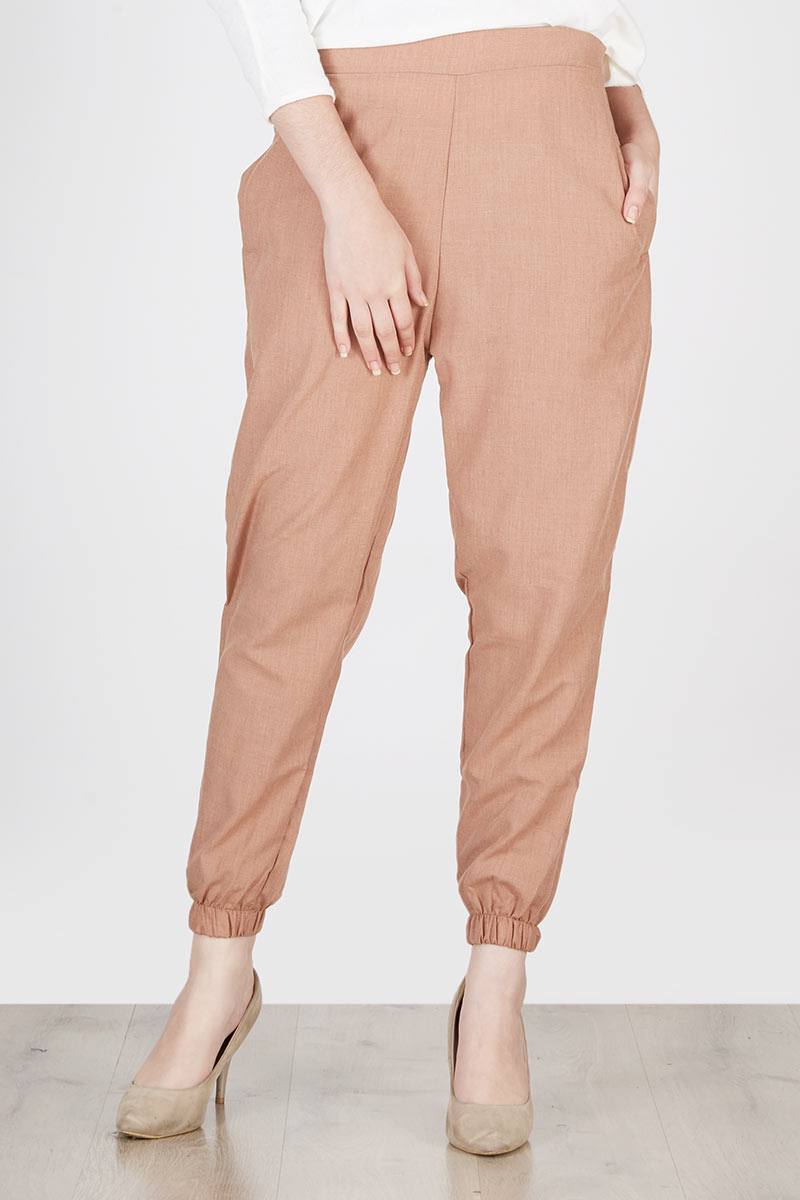 Cecilia Jogger Pants In Mocca