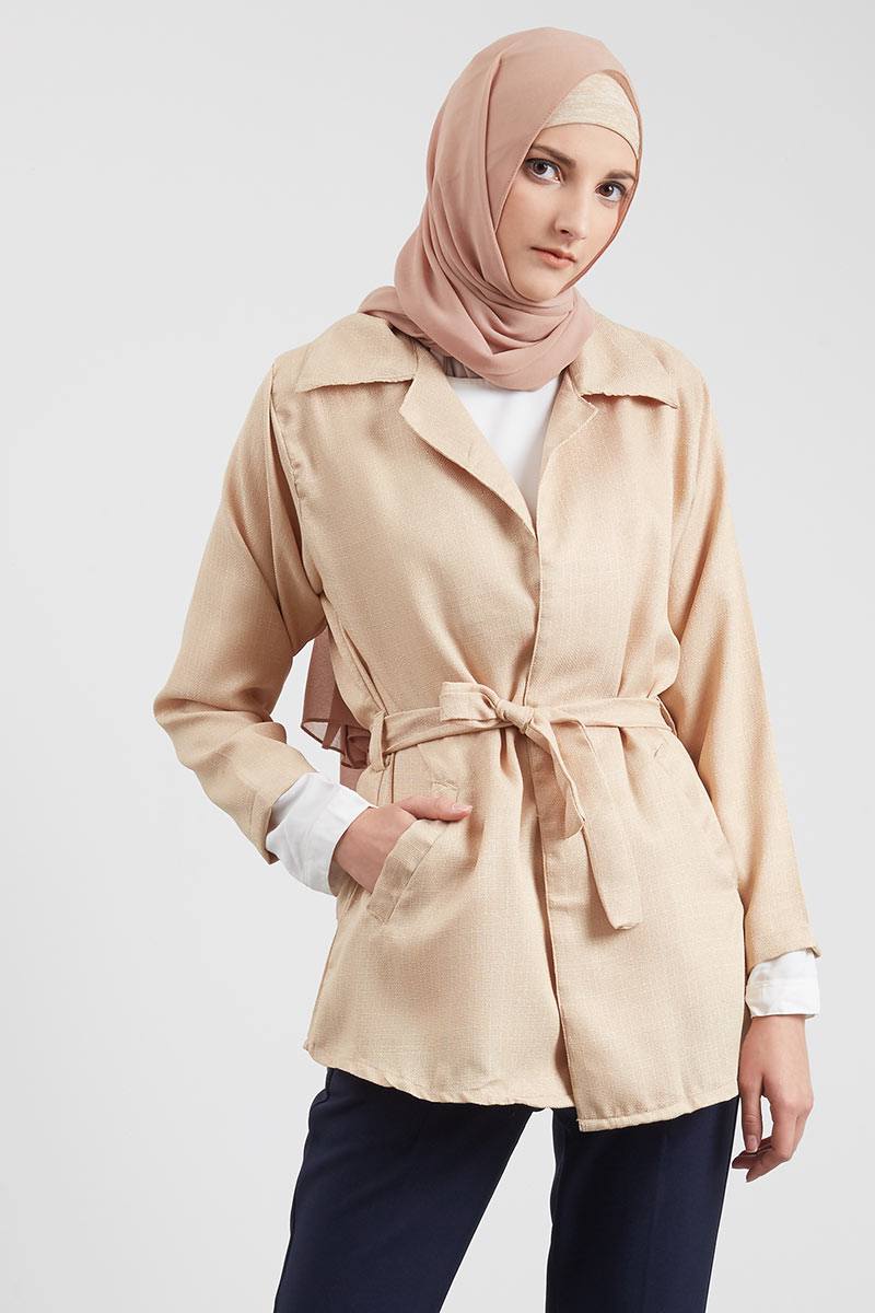 Reyna Outer Brown