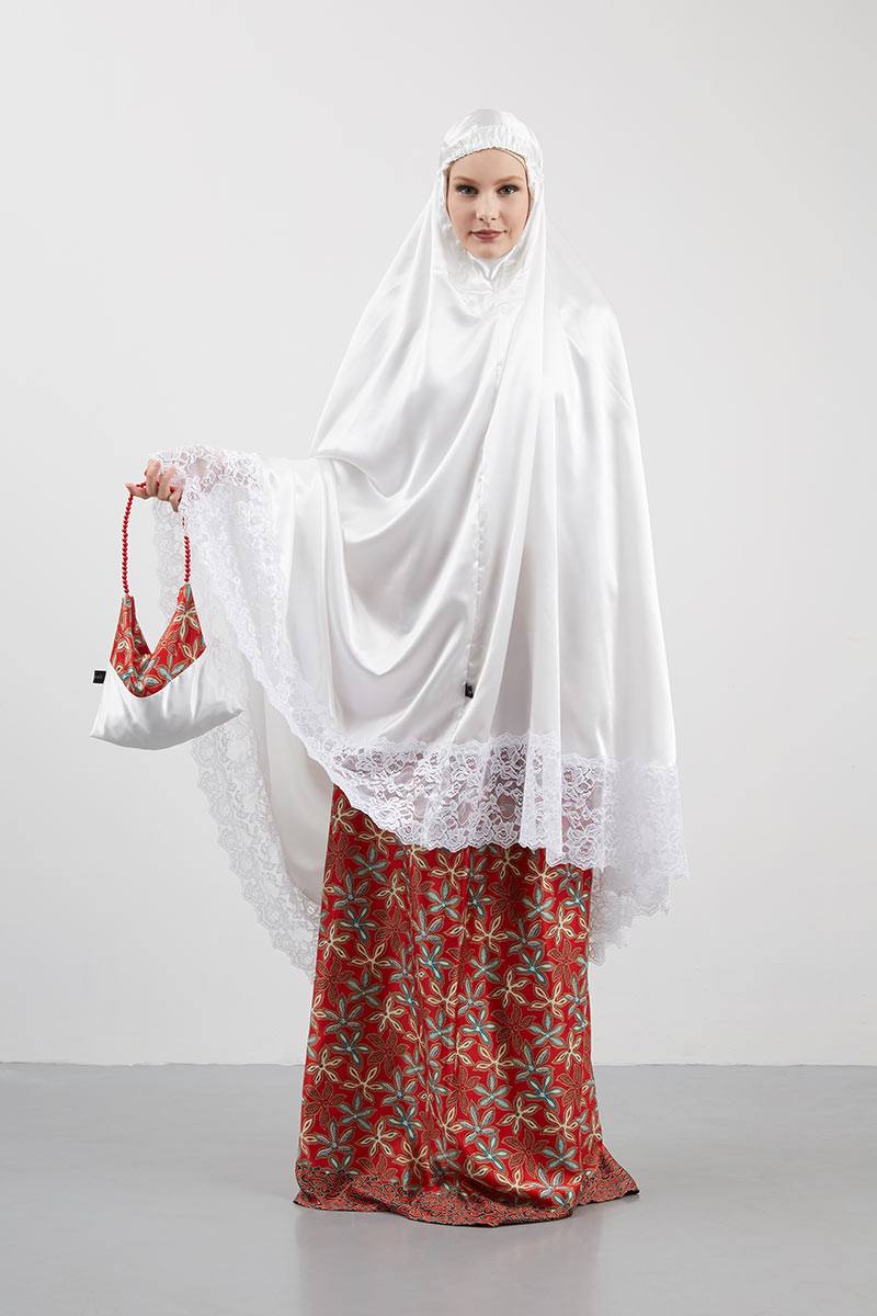 Aisyah Batik Red