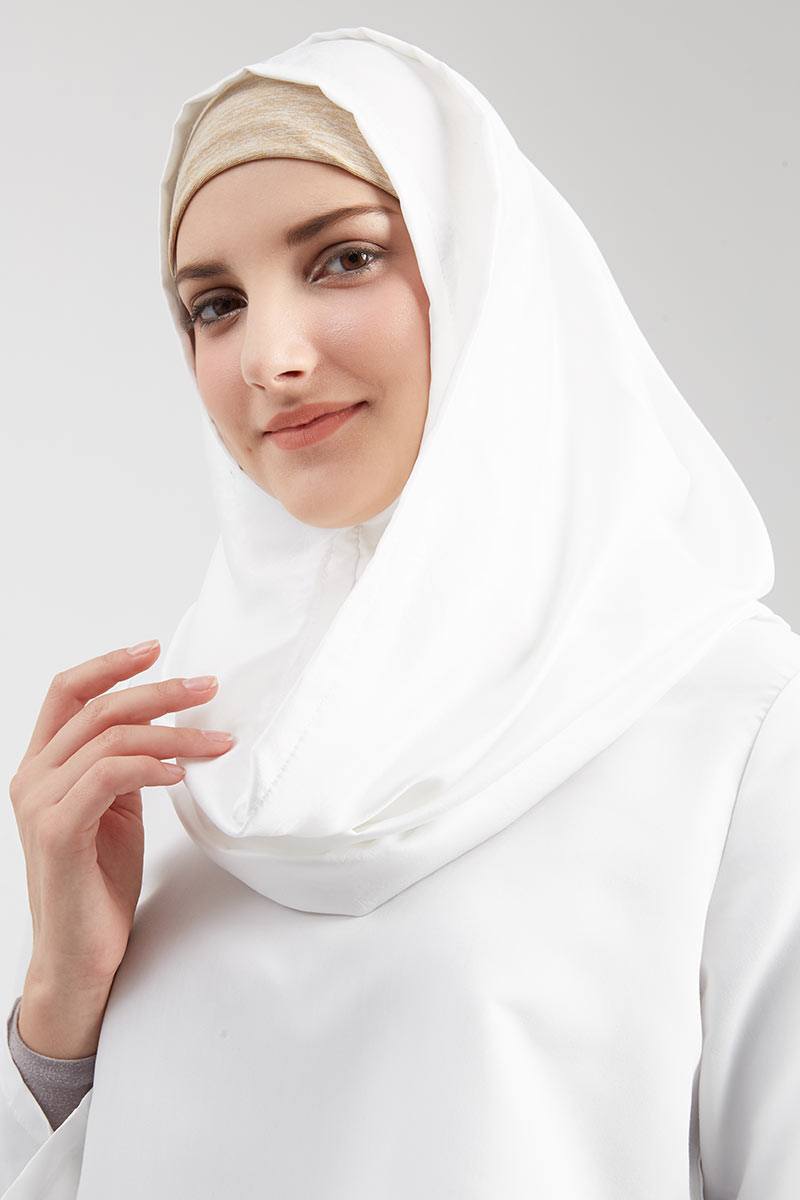 Exclusive For Hijabenka - Aathifa Hijab Instant Emboss White