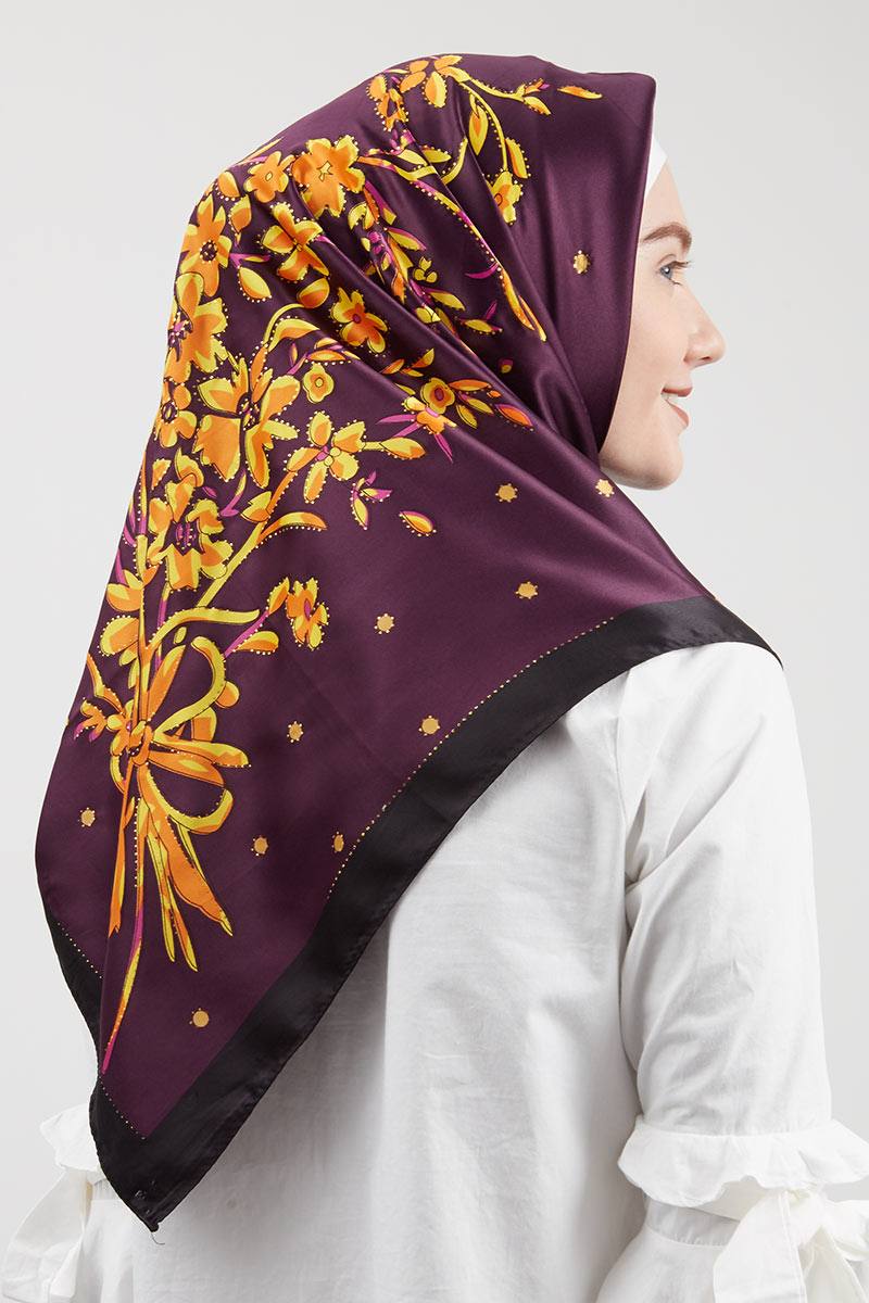 Hanan Square Hijab Purple