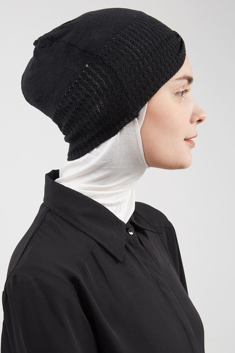 Exlcusive For Hijabenka - Headgear Knitted Black