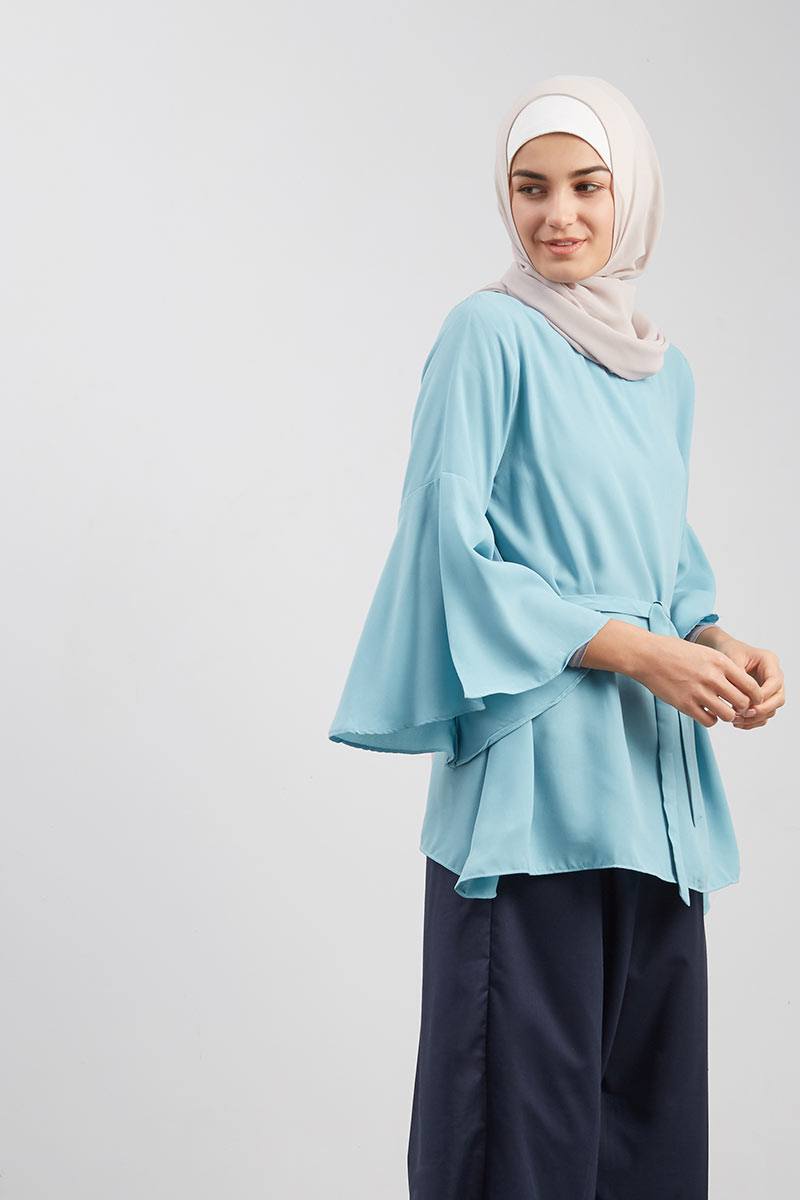 Flare Hands Blouse Tosca