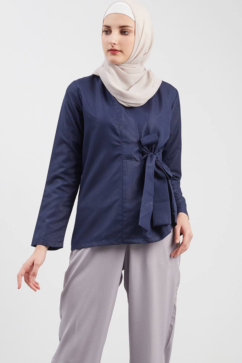 Valencia Front Knot Top Blue