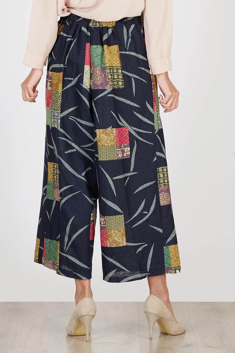 sell kulot abstrak navy hijabenka sell kulot abstrak navy hijabenka