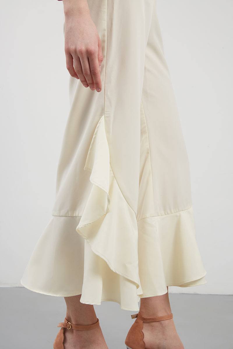 sell solly ruffle white berrybenka sell solly ruffle white berrybenka